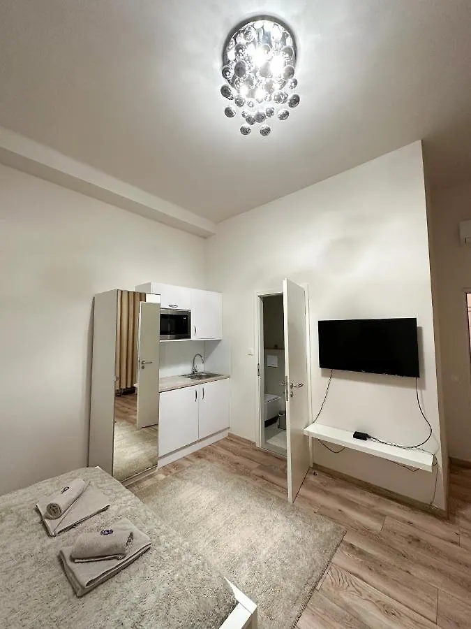 בודפשט Tatra Residences 0*,